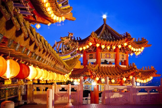 Private FullDay Tour includes Petronas Twin Towers & Batu Caves - Merdeka Square and Lake Gardens: civic KL and a short reset
