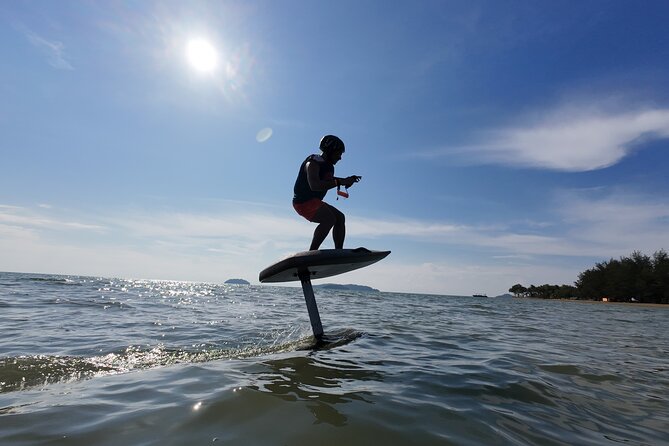 Private Guided E-Foil Experience in Tanjung Aru Beach - Tanjung Aru Beach, Kota Kinabalu: Your stage for silent flight