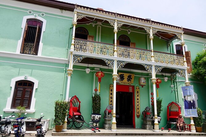 Private Half-Day George Town History Tour - Dhammikarama Burmese Temple: Standing Buddha, Guardian of the World, and Coin Luck