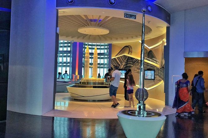 Private Half-Day Kuala Lumpur City Exploration Tour - Petronas Twin Towers: skyline photos first, ticket planning second