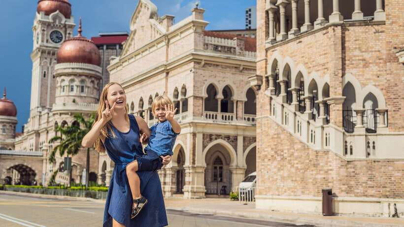 Private KL City Tour with Petronas Twin Towers & Batu Caves - Batu Caves: Lord Muruga, steps, and the real temple feel