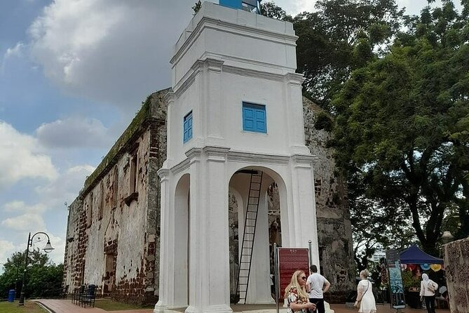 Private Malacca Day Tour from Kuala Lumpur - Cheng Hoon Teng Temple: three faiths under one roof area