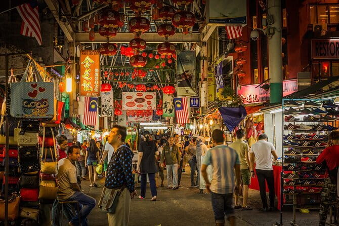 Private Night Tour : Kuala Lumpur Heritage Under The Lights - A guide like Rajan can change the whole feel