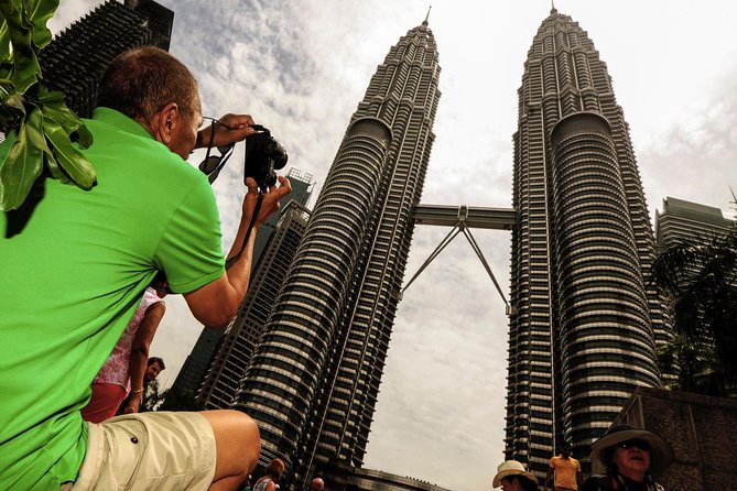 Private Night Tour: Petronas Twin Tower And Shopping - Timing Matters: 4 PM Pickup to Petronas at Night