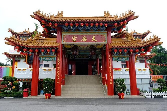 Private Shore Excursion from Klang Port to KL city tour - Batu Caves: limestone caves, temple steps, and practical visit tips