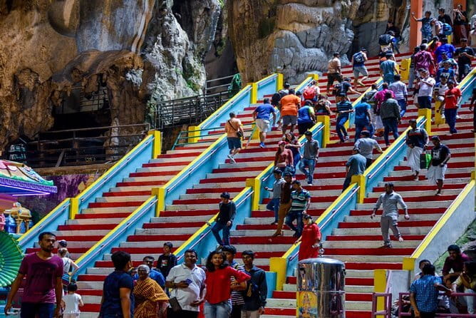 Private Tour: 3 in 1 Day Trip to Batu Caves, Bukit Melawati & Fireflies - The smart rhythm of a 2 pm start