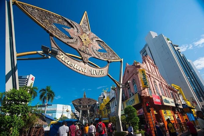 Private Tour: Half-Day Shopping and Market Exploration in Kuala Lumpur - How the driver works, and what independence really means