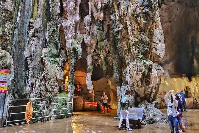 Private Tour Kuala Lumpur with Petronas Twin Towers Observation Deck & Batu Cave - Key things that make this KL private day work
