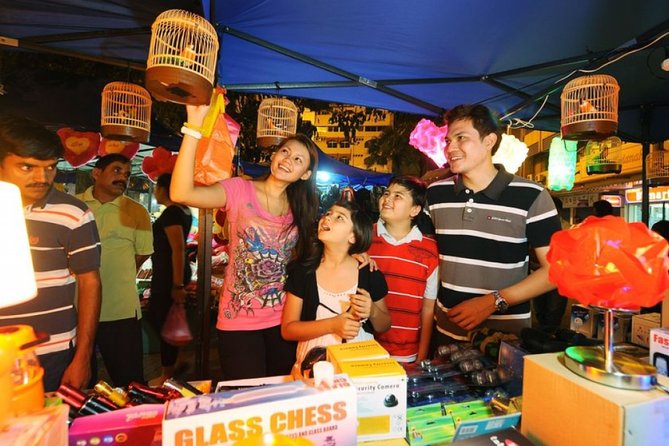 Private Tour : "Lepak-Lepak" at Local Night Market & Mamak Stall - What to eat and how to order without second-guessing