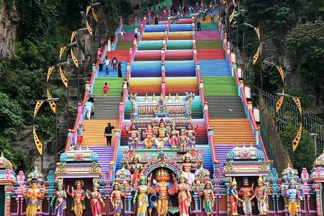 Private Tour with Local Host : Genting Highlands Day Tour enroute Batu Caves - Genting Highlands by Cable Car: Rainforest Views on the Way Up