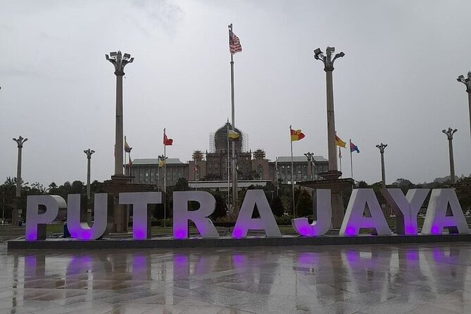 Putrajaya City Tour From Kuala Lumpur - Putra Mosque: architecture you can actually take in
