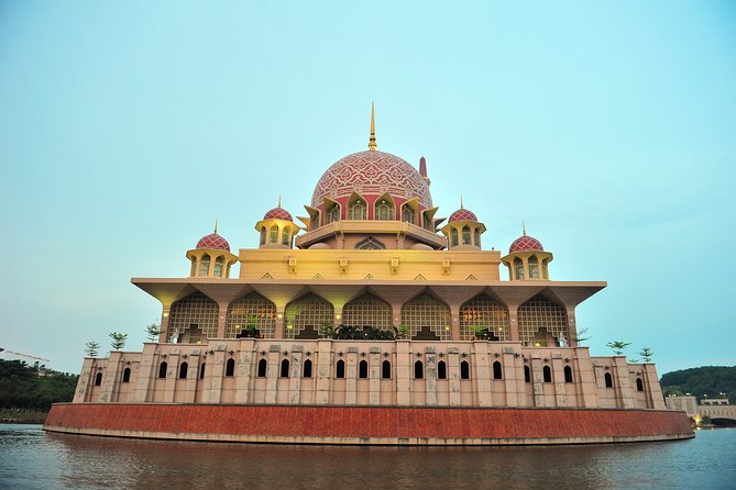 Putrajaya Half Day Tour with Pink Mosque & River Cruise(SIC) - Federal Government Centre, Perdana Putra, and Putra Bridge