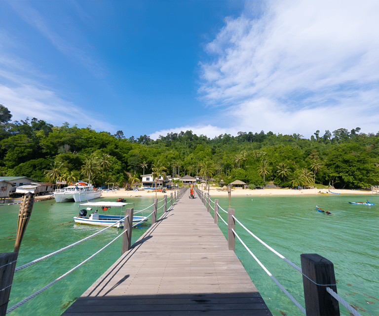 Sabah: Dreamer Island Snorkeling Day Tour Ticket - 12:00 Lunch and 14:45 Pick-Up, Why This Schedule Works