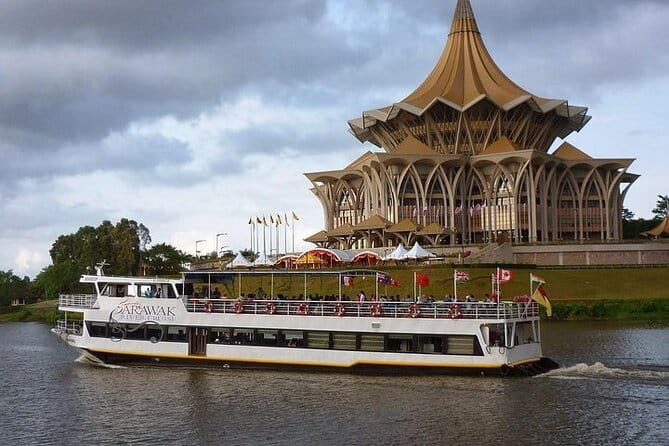 Sarawak Sunset River Cruise with Return Transfer - Potential snags to keep in mind for a smooth evening
