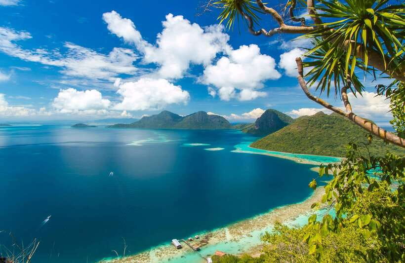 Semporna: Bohey 3 Islands Hike, Snorkel/Dive Tour with Lunch - Mantabuan Island: Sea-Gypsy History and a Reef-Focused Swim Stop