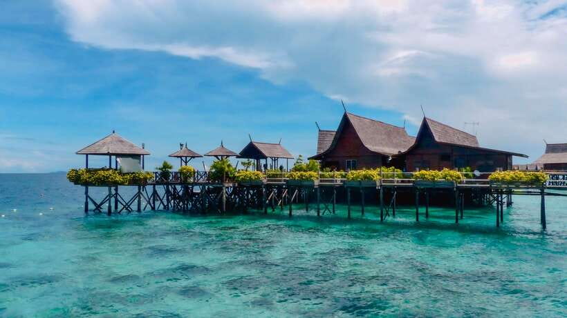 Semporna: Mabul and Kapalai Trip in Snorkel or Dive & Lunch - The value of $57: what you get for your money in real life