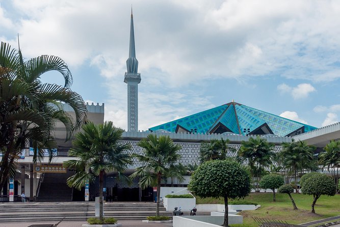 Shore Excursions from Port Klang Terminal - Royal Selangor Visitor Centre and the Pewter-Making Pause