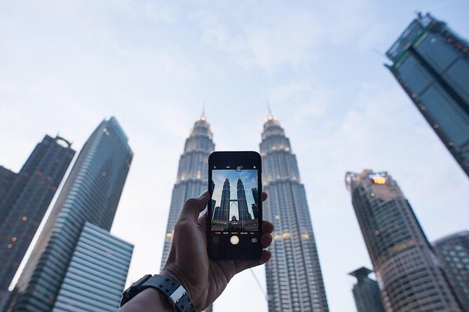 Skip-The-Line Petronas Twin Towers & KL Tower (Hotel Delivery) - The Skybridge walk: how to make the most of your 10 to 15 minutes
