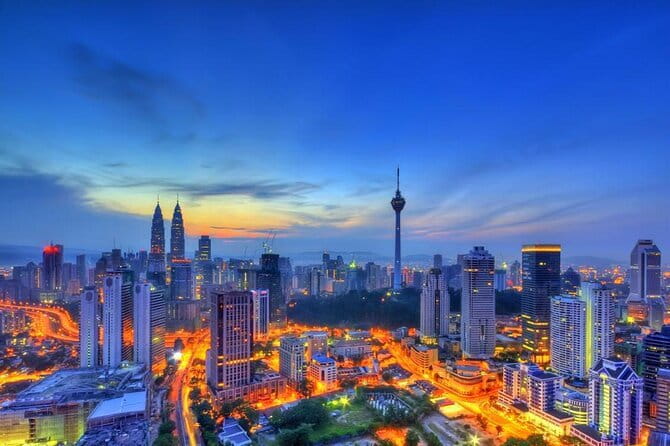 Small-Group Kuala Lumpur Half-Day City Tour - Lake Gardens, National Museum area, and Kuala Lumpur Railway Station facade views