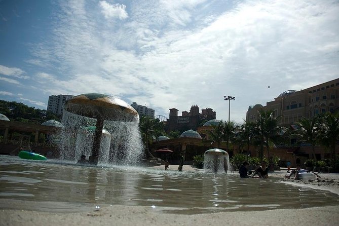 Sunway Lagoon Theme Park Day Trip from Kuala Lumpur - Entering Kuala Lumpur, with Petronas Tower photos and real travel time saved