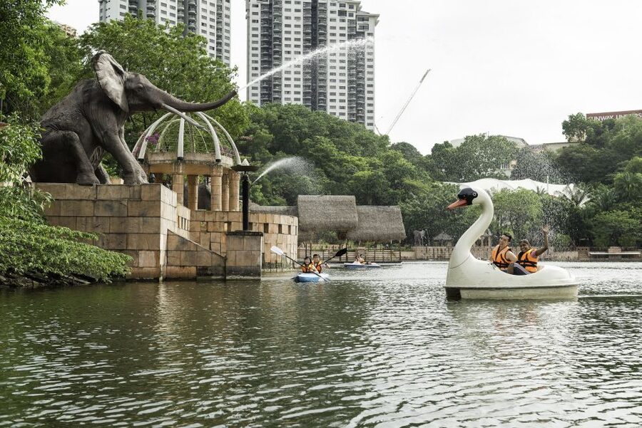 Sunway Lagoon Theme Park with Round-Trip Transfer - Wildlife and Amusement Park: The Breather Between Big Moments