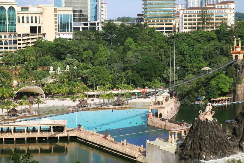Sunway Lagoon Theme Park with Round-Trip Transfer - Your One-Day Game Plan: 8 Hours Inside Five Parks