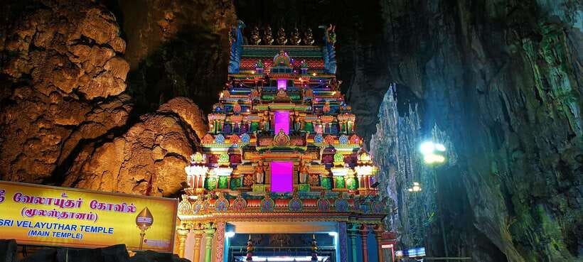 The Great Kuala Lumpur Tour with KL Tower Ticket & Lunch - Thean Hou Chinese Temple and the Golden Triangle drive