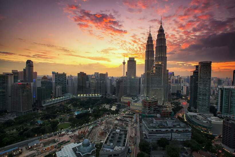 The Great Kuala Lumpur Tour with KL Tower Ticket & Lunch - Getting started at Corus KLCC, and where pickup makes a difference