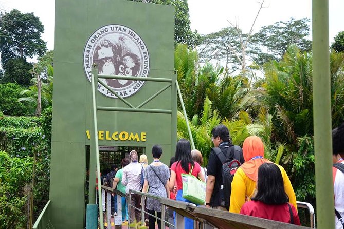 Wildlife & Wonders: Orang Utan Island + Perak Cave Temple Tour - Sam Poh Tong Cave Temple in Perak: limestone caves and a 40-foot Buddha statue