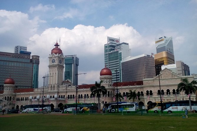 Wonders of Kuala Lumpur City & Countryside + Batu Caves (Private Guided Tour) - Istana Negara (King’s Palace): a quick look at royal space